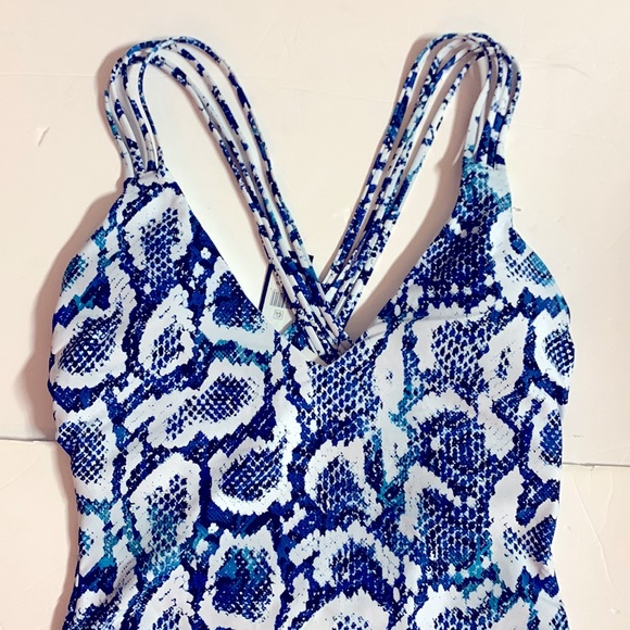 BCBGMAXAZRIA Womens One Piece Swimsuit quick dry bathing suit size 10 - Picture 6 of 11